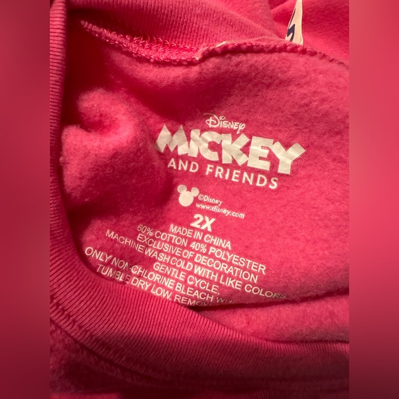 Plus Mickey Sweatshirt - Picture 5 of 6